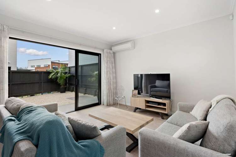 1 Frances Bryers Road Hobsonville_5
