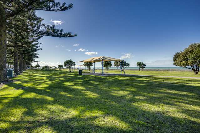 407 Marine Parade Napier South_1