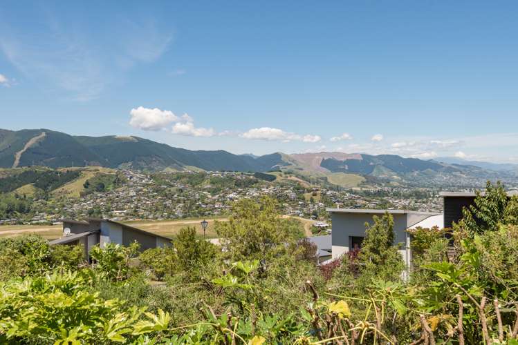 2 Commodore Place Britannia Heights_18