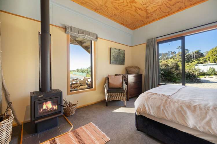 4/11294 State Highway Haast_18