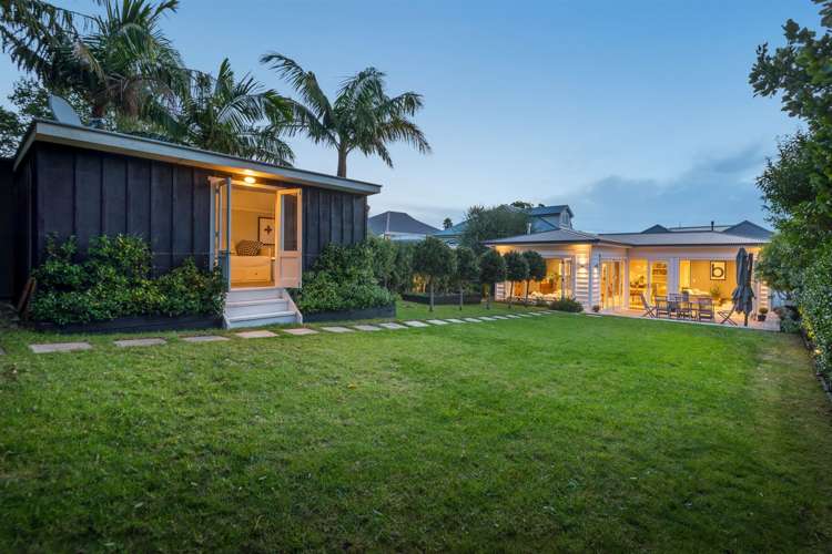 16 Russell Street Stanley Point_20