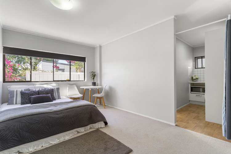 6 Valdese Rise Browns Bay_12