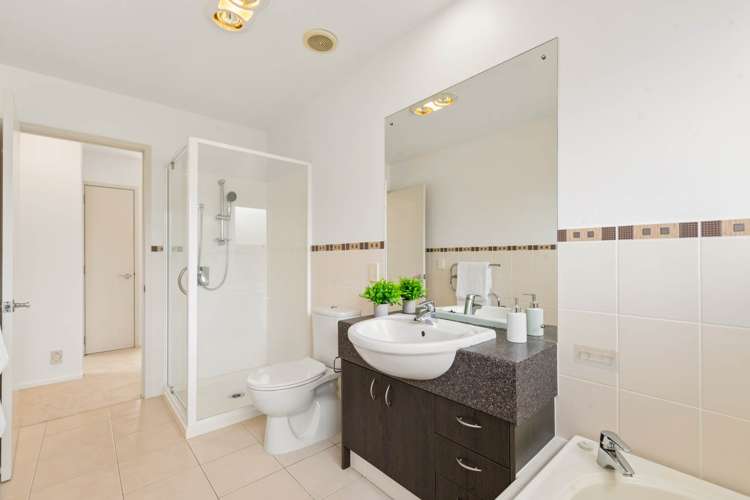 109 Cyril French Drive Flat Bush_14