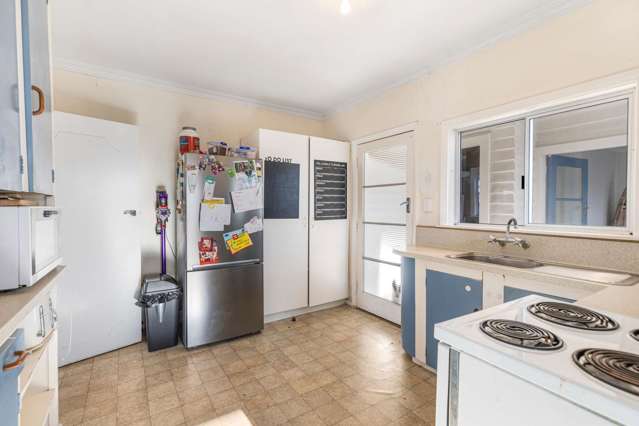 51 Parker Avenue Levin_3