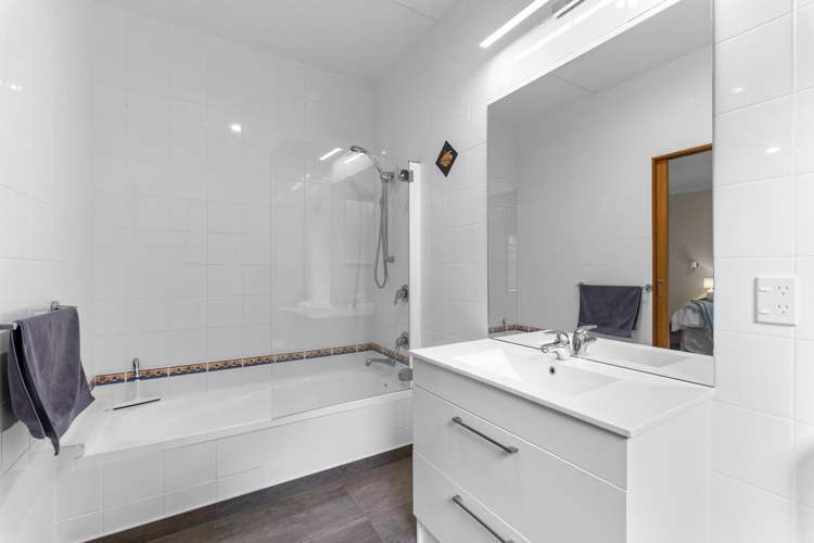 1 Arden Place Oakura_26