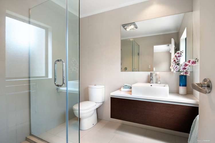 32 Leburn Crescent Flat Bush_14