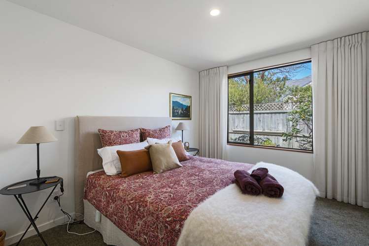 9 Oakmont Green Shirley_13