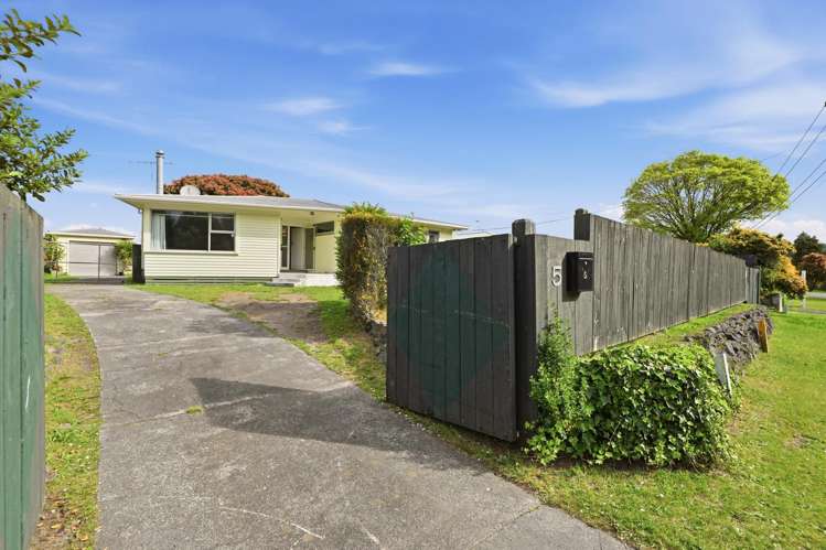 5 Nairn Road Mangakakahi_0