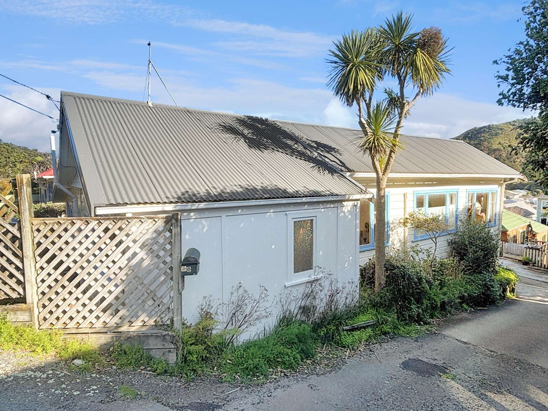 8 Melbourne Road Island Bay_0