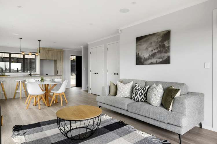 2/42 Rose Berry Crescent Flagstaff_2