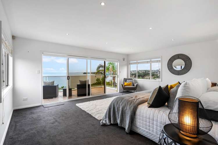 2/25 Churchill Road Murrays Bay_18
