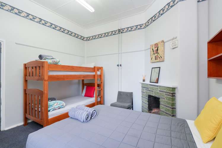 8 Clark Street Owaka_20