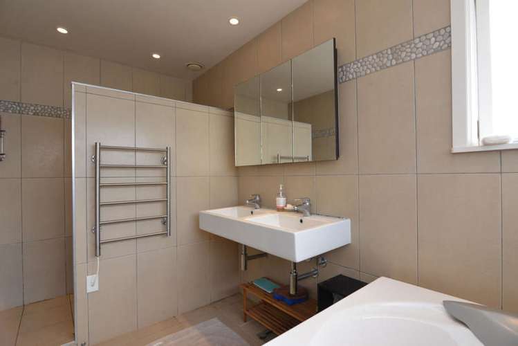 98 Godley Road Green Bay_12