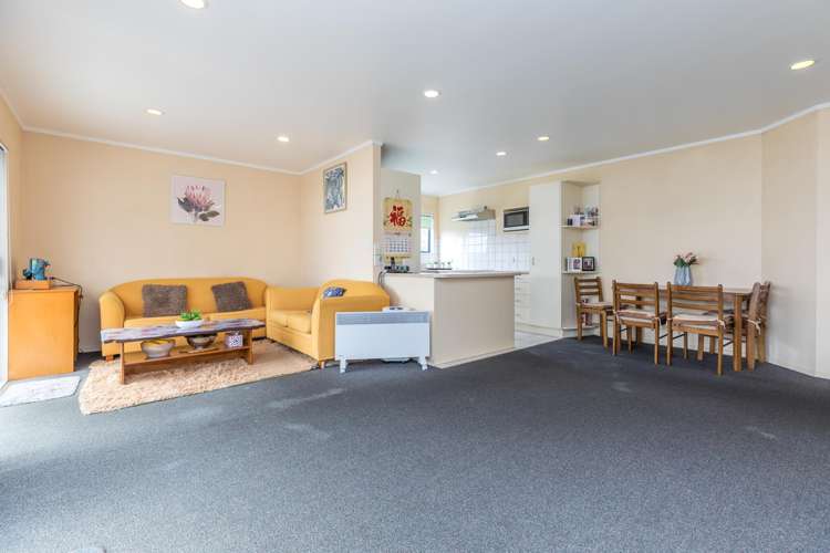 1/5 Marewa Street Te Atatu South_6