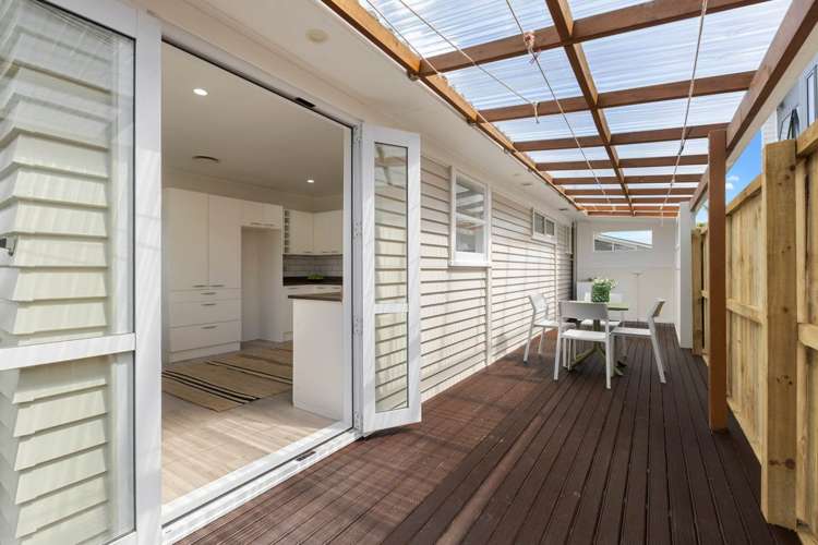 12 McQuarrie Avenue Wattle Downs_16