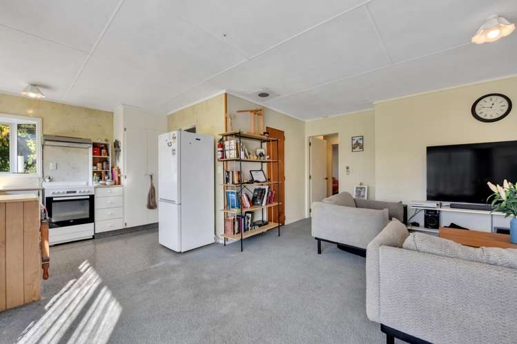 3-12 Vosper Street Toi Toi_7