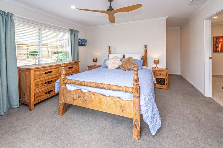 34 Tirimoana Place Otamatea_13