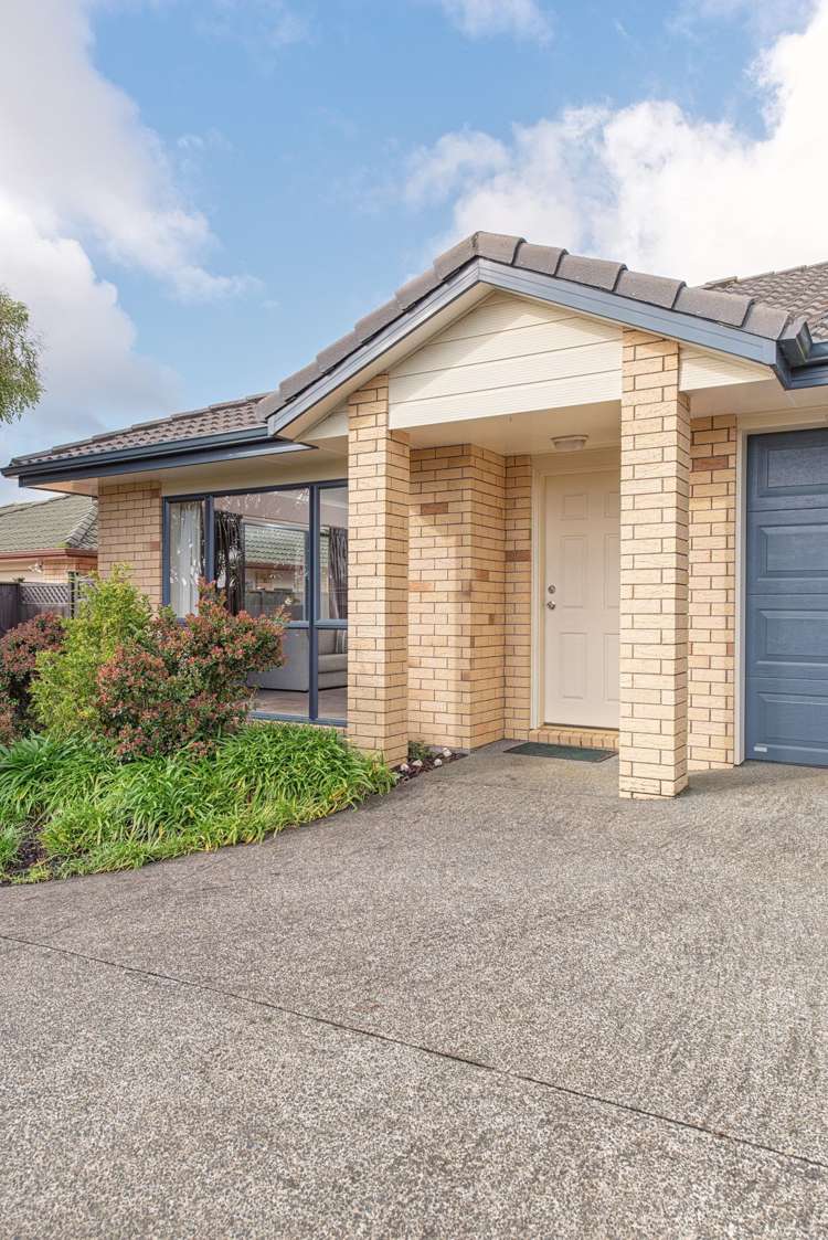 14 Belfry Place Wattle Downs_17