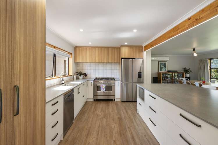 61 Turitea Road Fitzherbert_1
