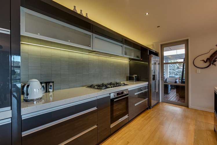 6 Challenger Lane Redcliffs_2