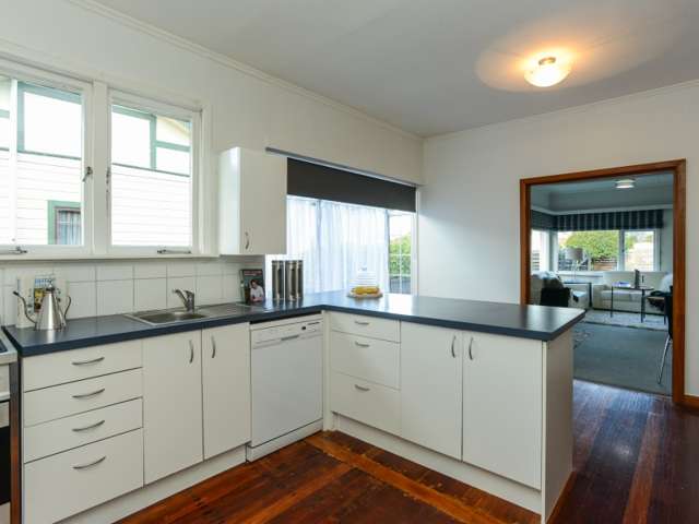 104 Terrace Road Parkvale_3