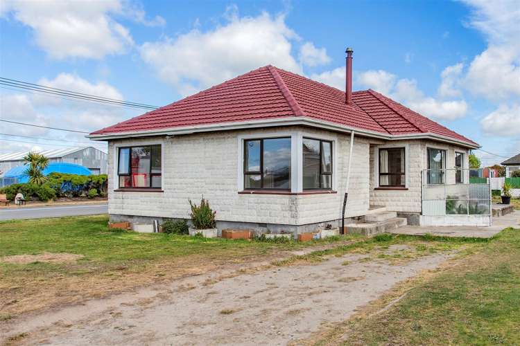 2 Roberts Road Hei Hei_0