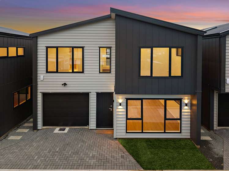 1-3/20 Greenmeadows Avenue Manurewa East_0
