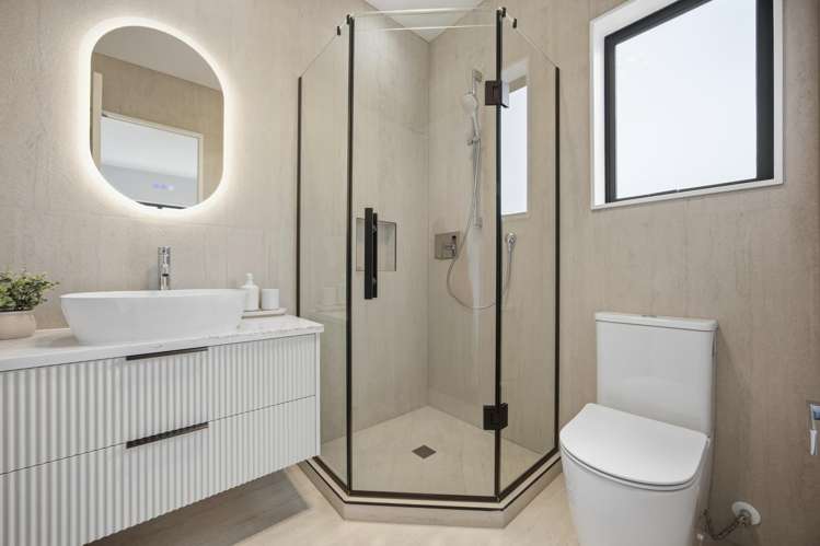 12 Tuwai Crescent Opaheke_25