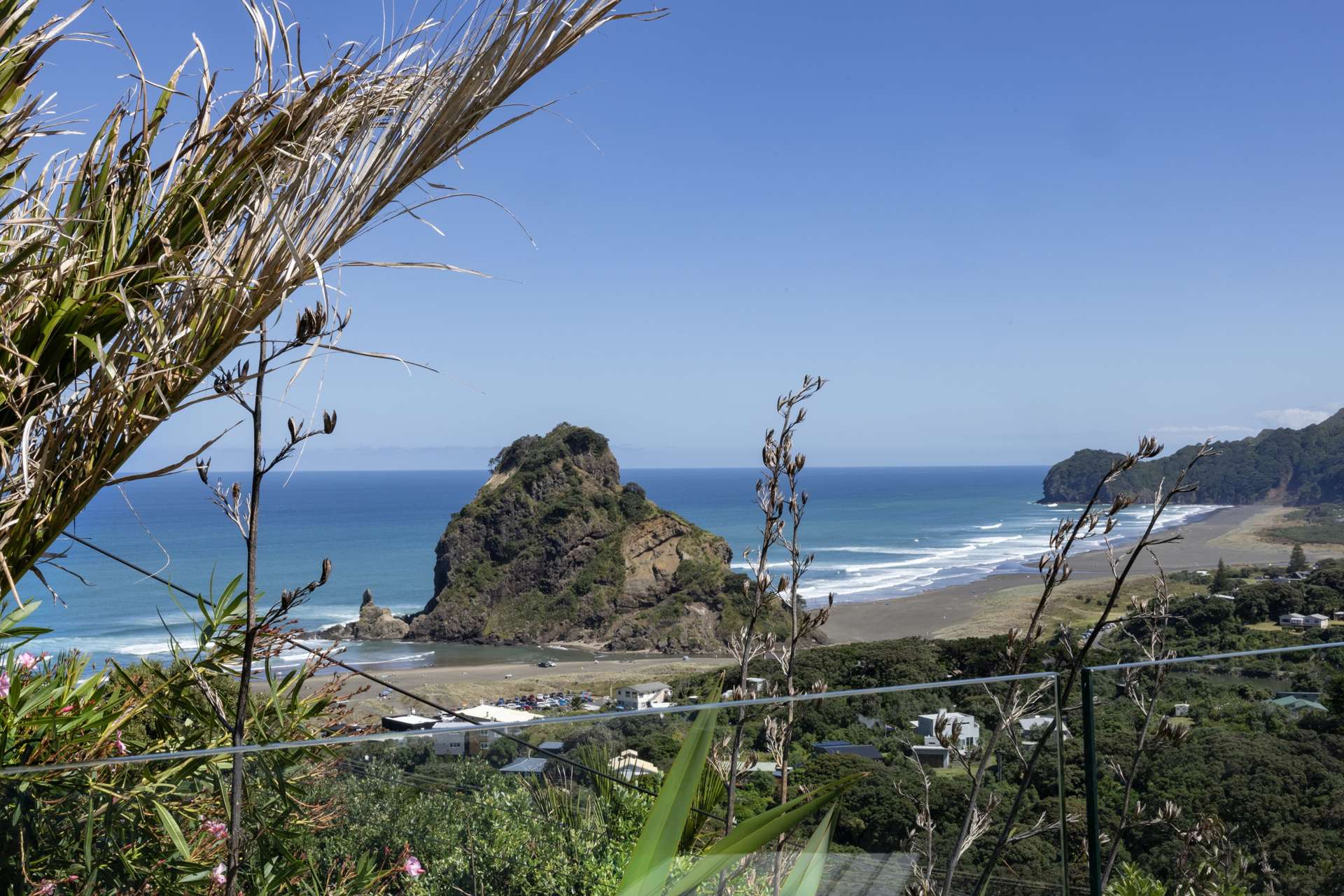 42 Rayner Road Piha_0