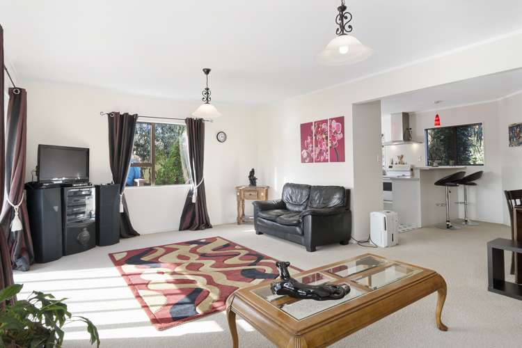 16a Cumberland Crescent Welcome Bay_7