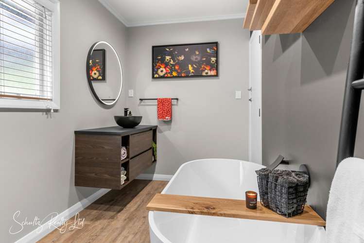 16 Whaka Road Maungaturoto_17