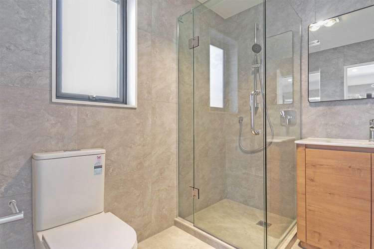32B Windermere Crescent Blockhouse Bay_8