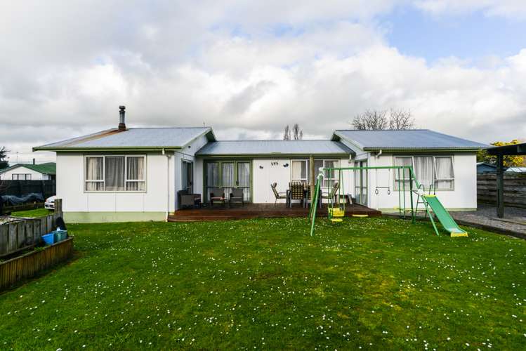 6 Latham Stubbs Crescent Waipawa_17