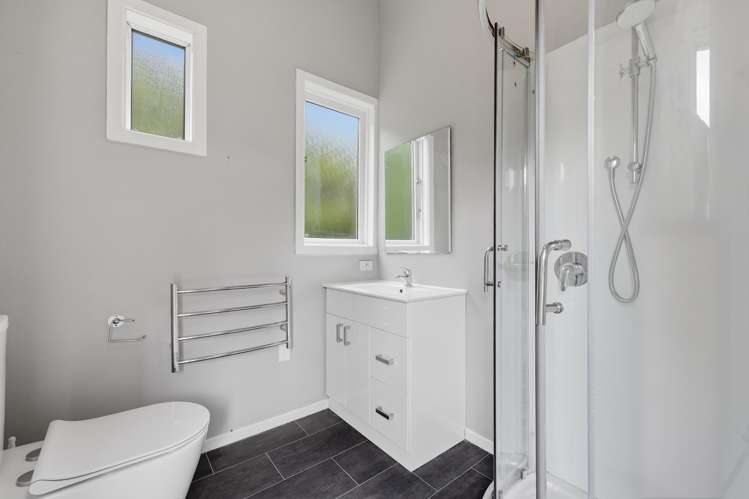 38 Bernard Street Kenmure_16