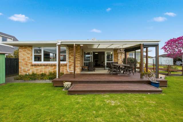 Charming Character Home with Modern Comforts & Exceptional Garaging