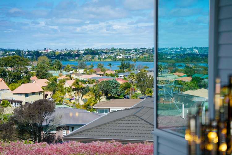 110 Grovenor Drive Orewa_33