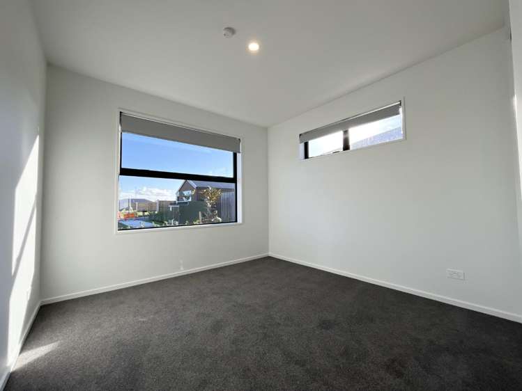 22 Silvergrass Way 11103_1