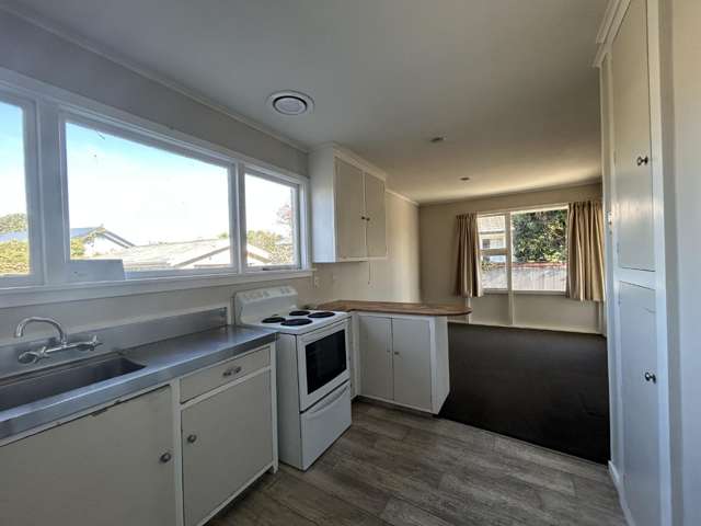 76 Pages Road 1477_1