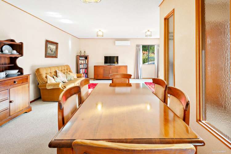 2/203 Lake Road Belmont_7