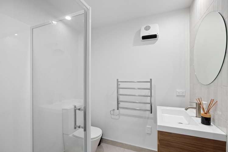5/427 Worcester Street Linwood_8