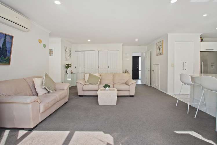 4 Waikura Drive Te Atatu Peninsula_11