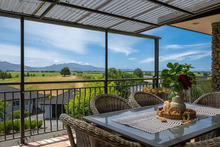 27 Pine Hill Rise Fairhall_7