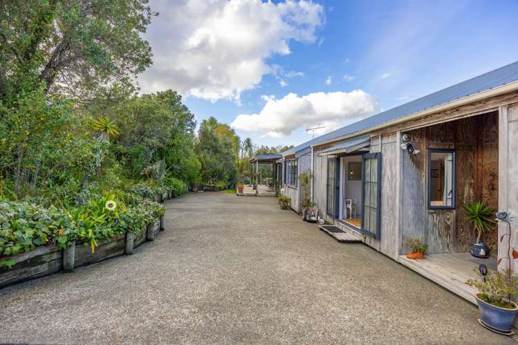 10 Clayden Road_1