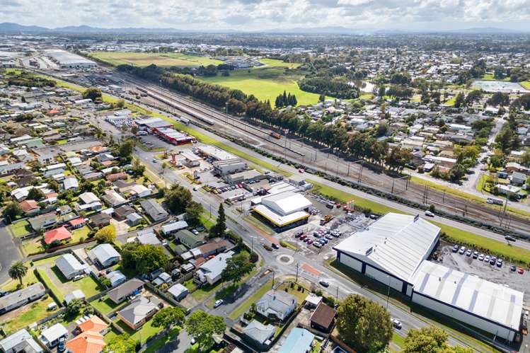 1 Livingstone Avenue Nawton_16