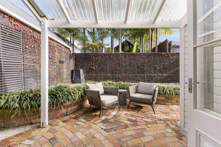 2 Paget Street Freemans Bay_10