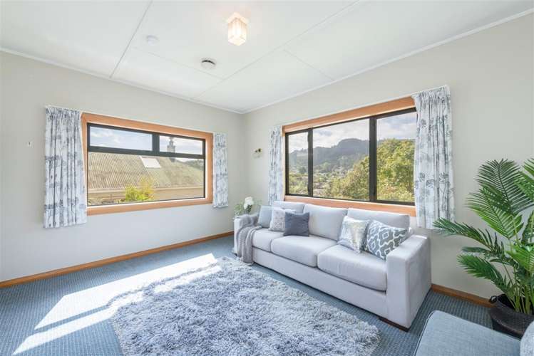 204 Saint Vincent Street Toi Toi_5