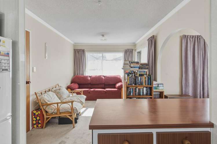 8 Tukapa Street Westown_6