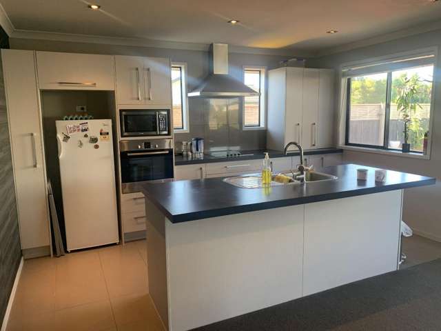 302 Carmichael Road 11217_2