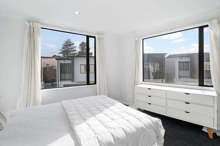 24 Frank Gill Road Hobsonville_7