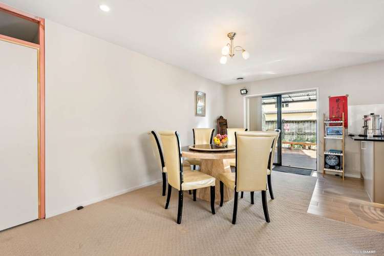 6 Janway Avenue Flat Bush_10